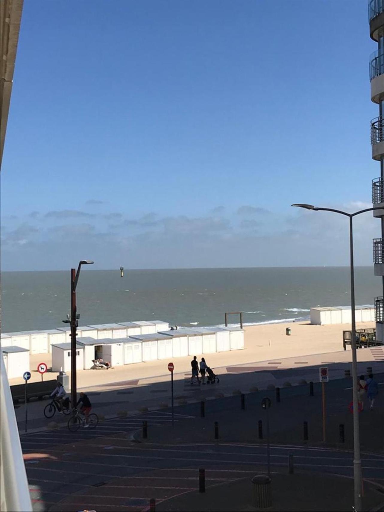 Urbanstay Suites - Beachfront Apartment In Knokke Zewnętrze zdjęcie