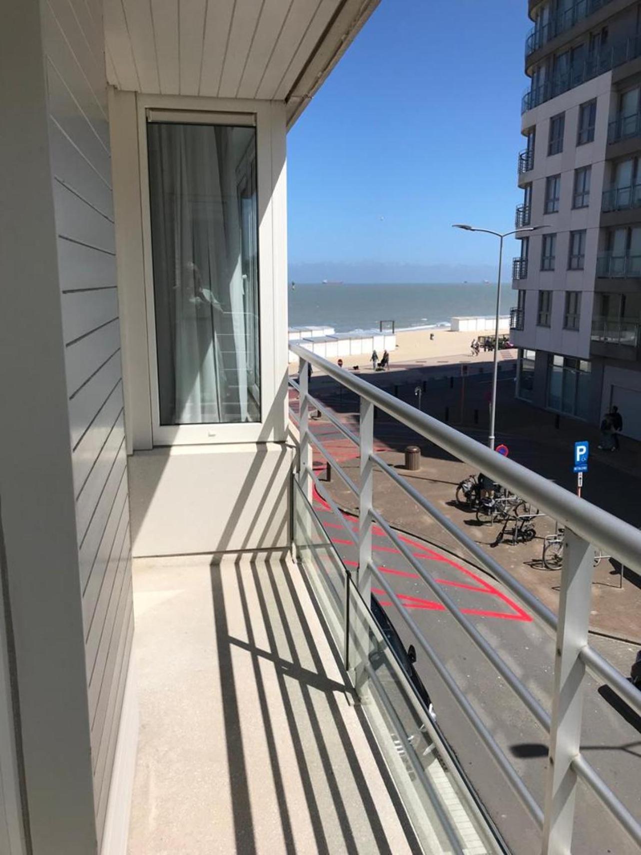 Urbanstay Suites - Beachfront Apartment In Knokke Zewnętrze zdjęcie